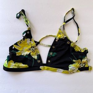Tinibikini | Triangle Top Strappy w/ Grommet details Bikini Top
